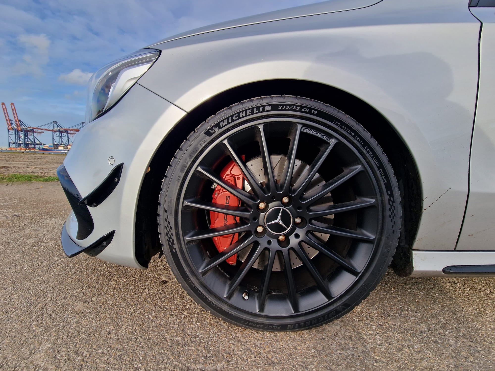 The Michelin Pilot Sport 5 Tire - Get the most from your driving experience